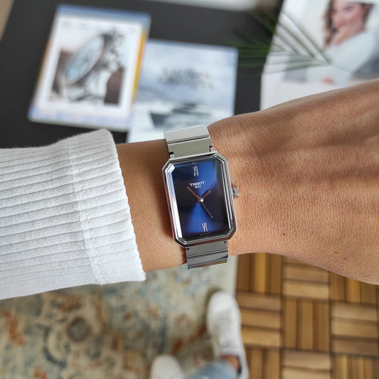 Tissot SRV 30mm T160.110.11.043.00