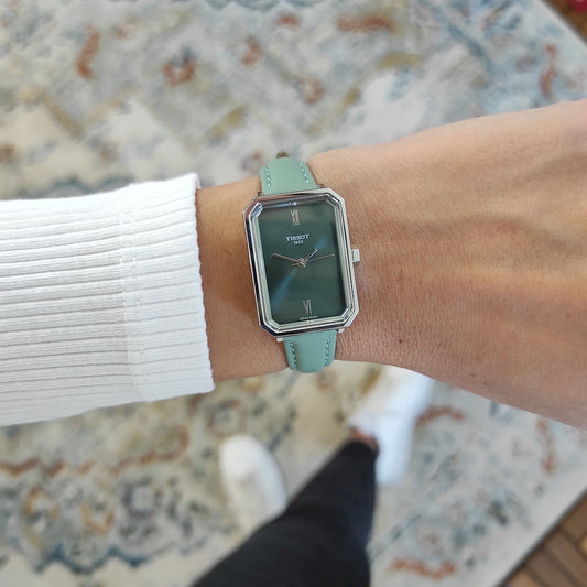 Tissot SRV 30mm T160.110.16.093.00