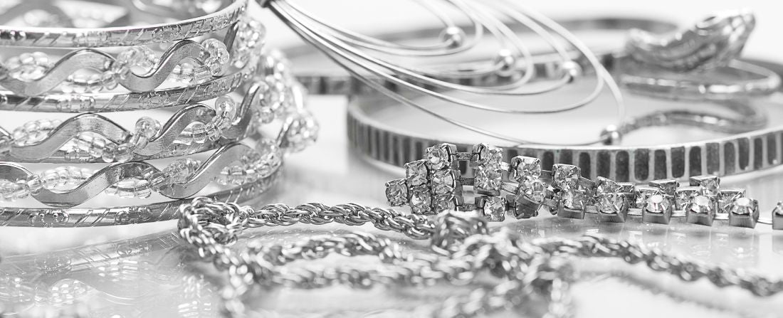 Discover the true meaning of number 925 in the world of jewelry