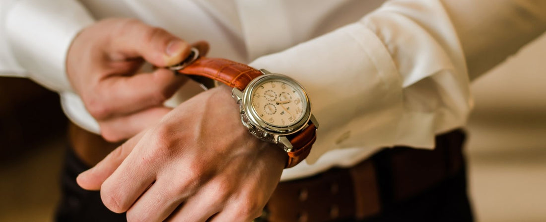 What is a Hybrid Watch? A Guide to Smart Analog Watches