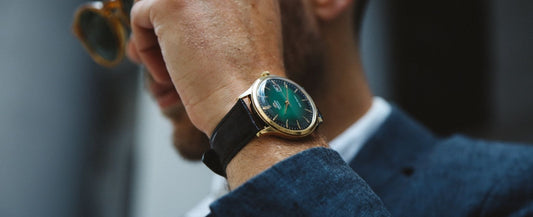 Why is the Orient Bambino So Popular? A Deep Dive