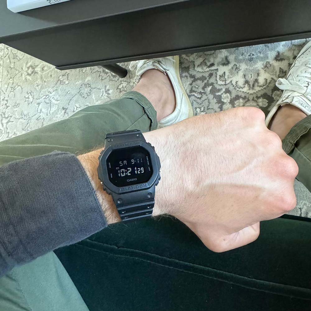 Casio G-Shock Montre Homme (DW-5600BB-1ER) – WatchClick