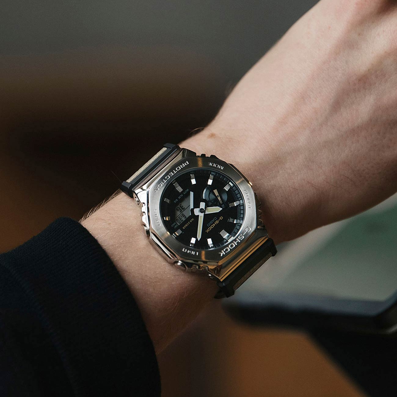 G-SHOCK　GM-2100C-5ADR　箱無し Casio G-Shock Men's Watch (GM-2100C-5AER) – WatchClick