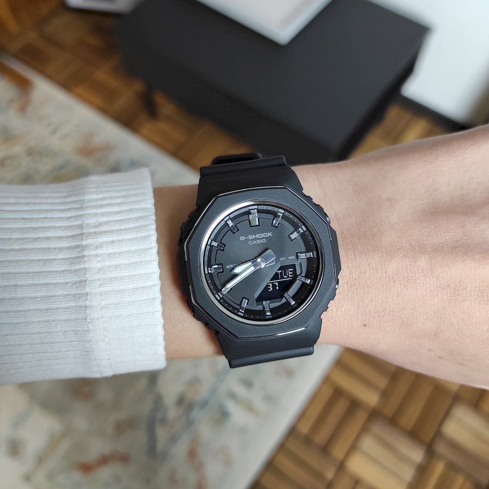 Casio G-Shock Women's Watch (GMA-P2110-1AER) – WatchClick