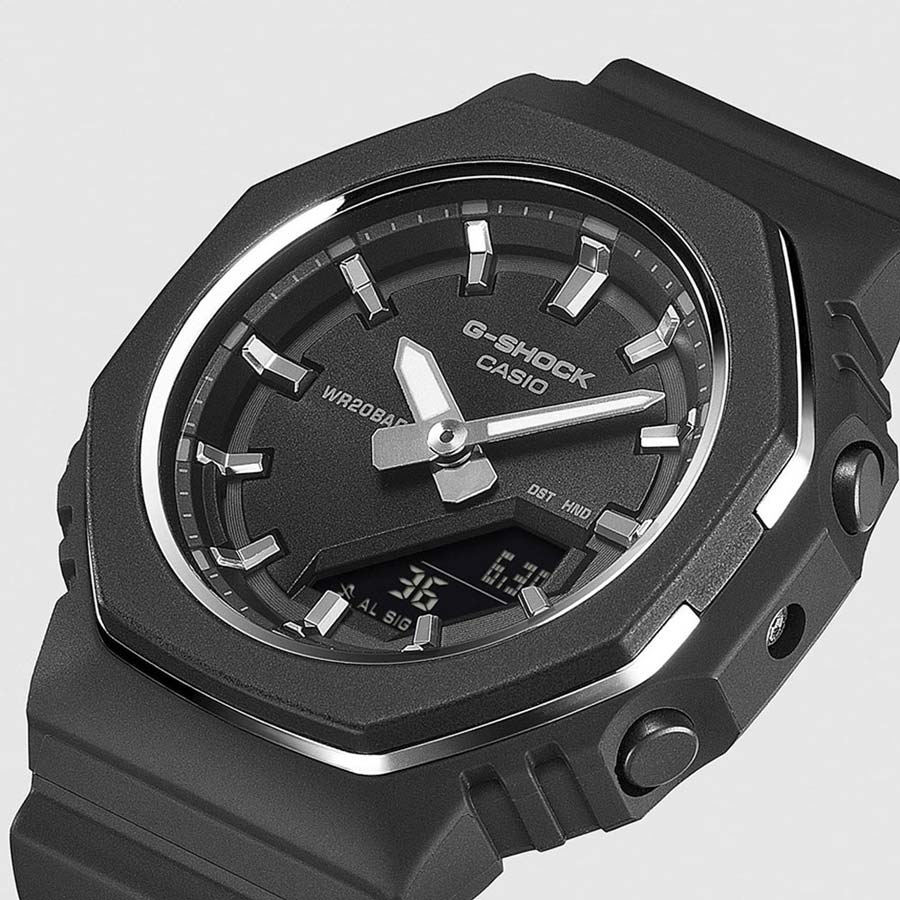 Casio G-Shock GMA-P2110-1AER