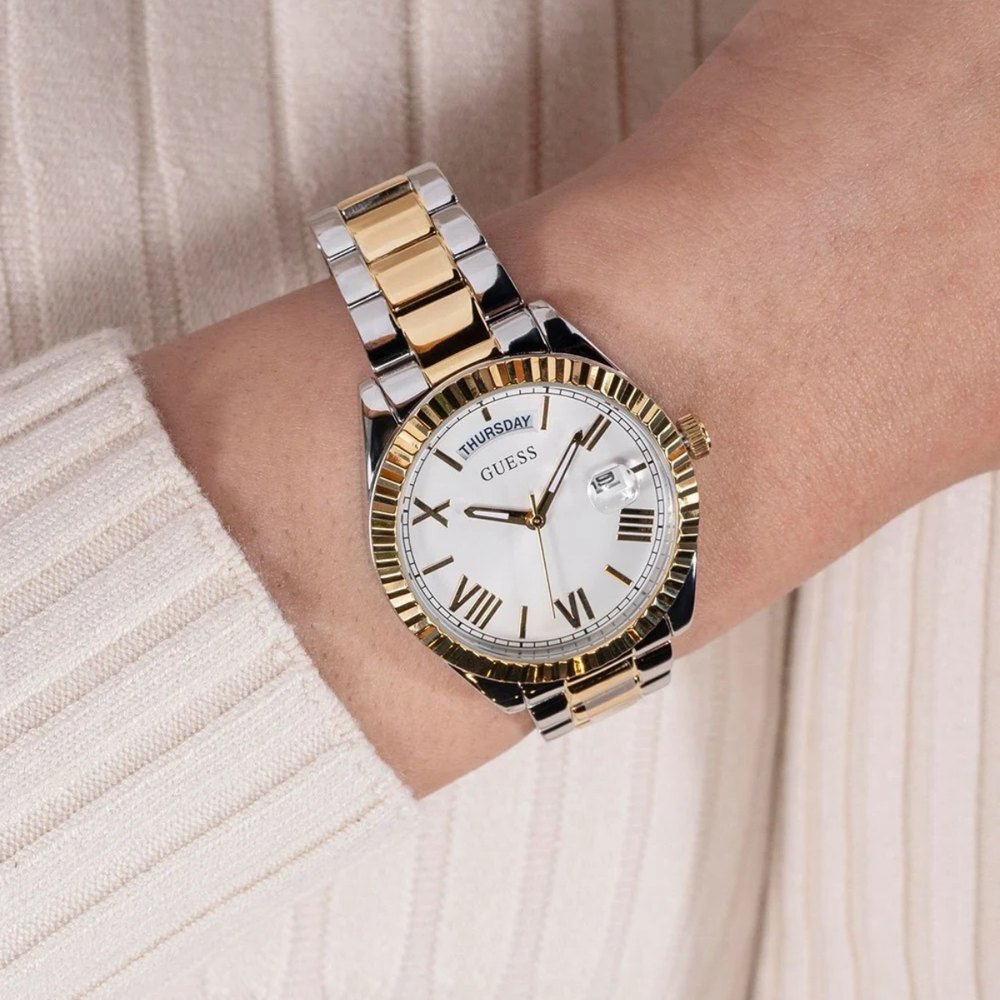 Guess Luna GW0308L6