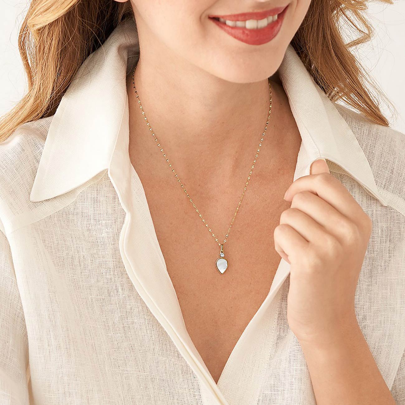 Fossil Mother Of Pearl JF04248710
