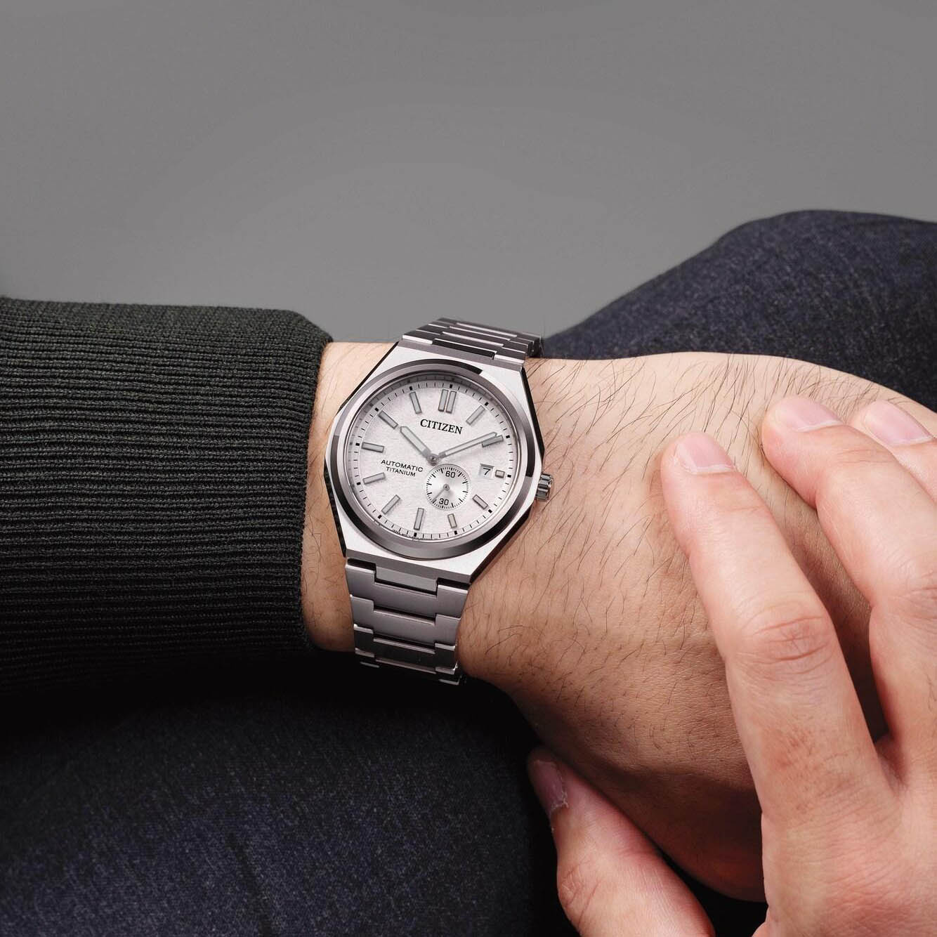 Citizen Super Titanium Men's Watch (NJ0180-80A) – WatchClick