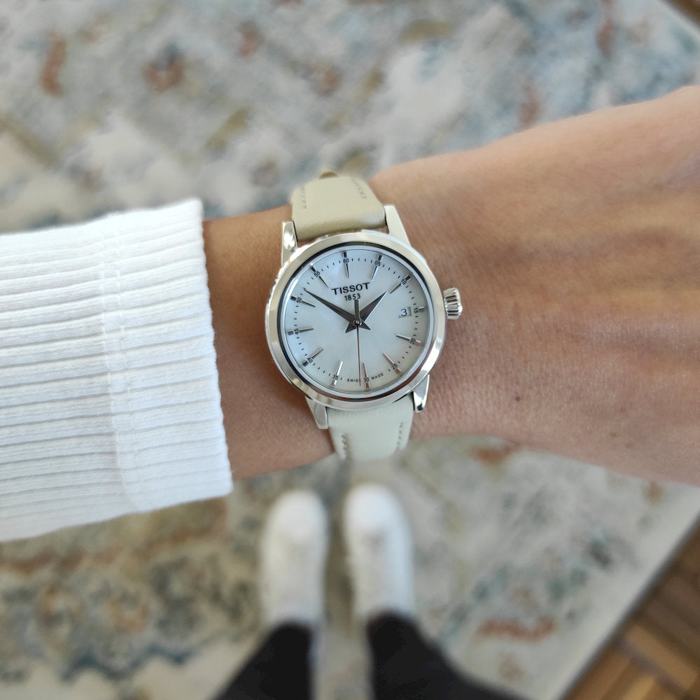 Tissot Classic Dream 28mm T129.210.16.111.00