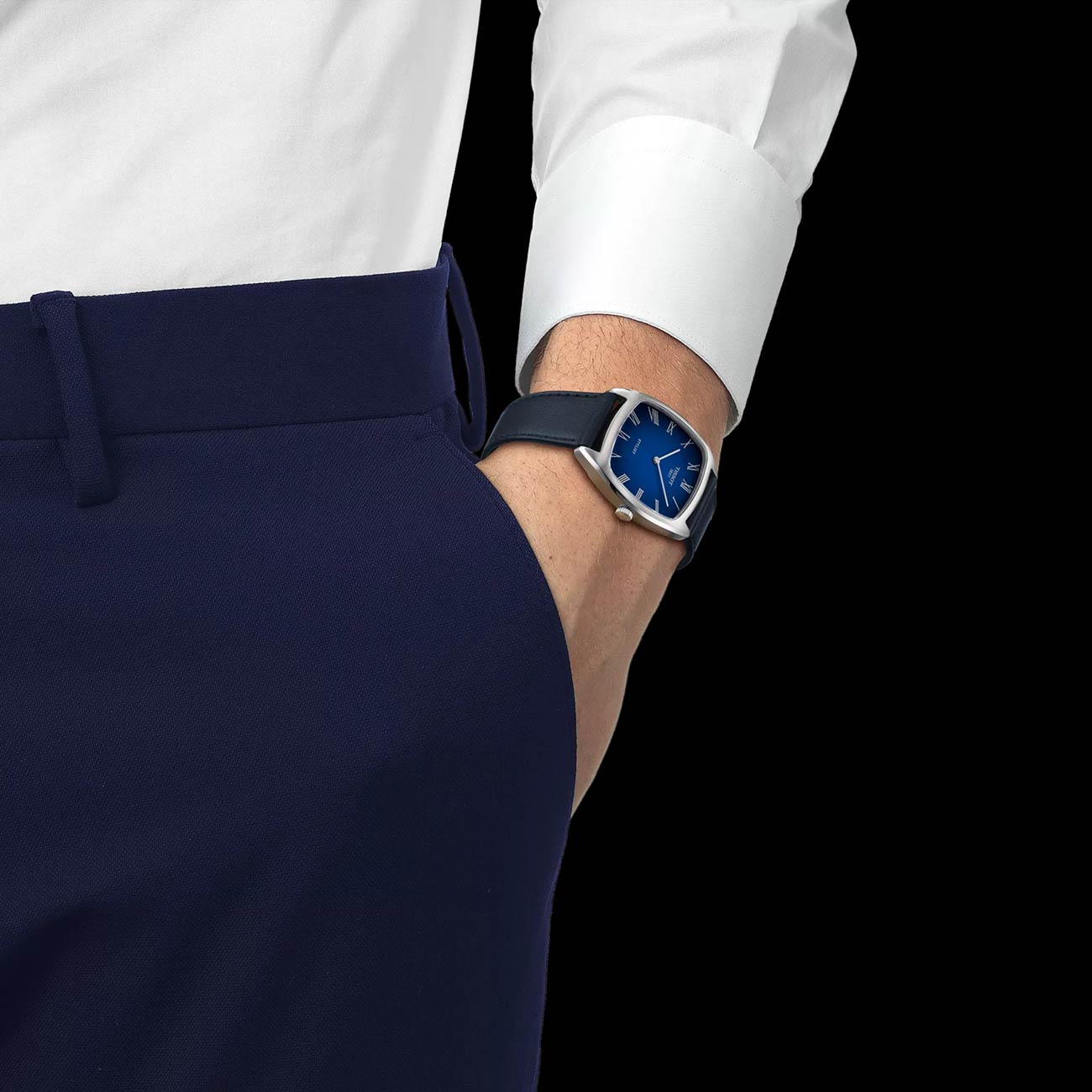 Tissot Stylist 32x32mm T159.909.16.043.00