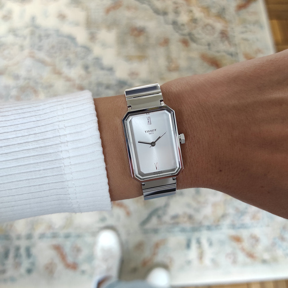 Tissot SRV 30mm T160.110.11.033.00