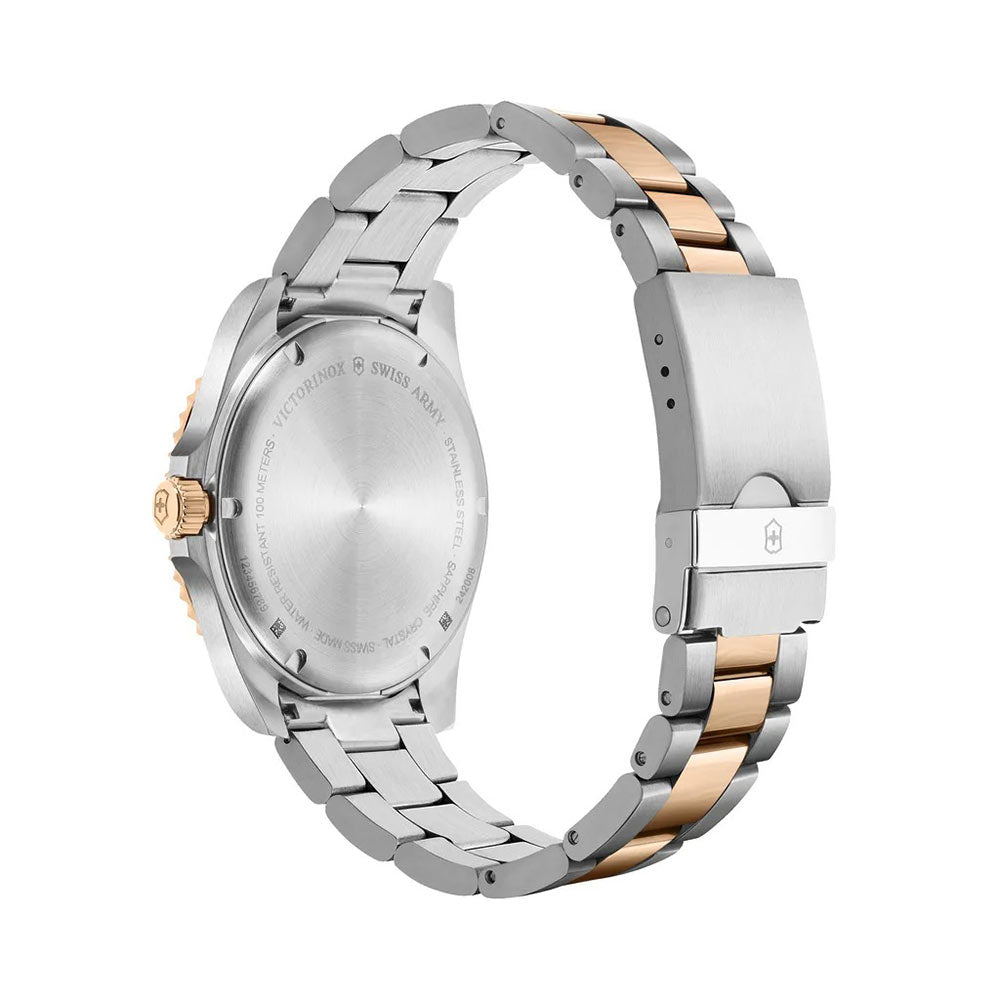トリック・トリップ・バケーション ～Trick Trip Vacatio Victorinox Maverick Men's Watch (242008) – WatchClick