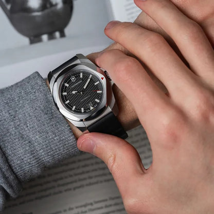 Victorinox I.N.O.X. 242039
